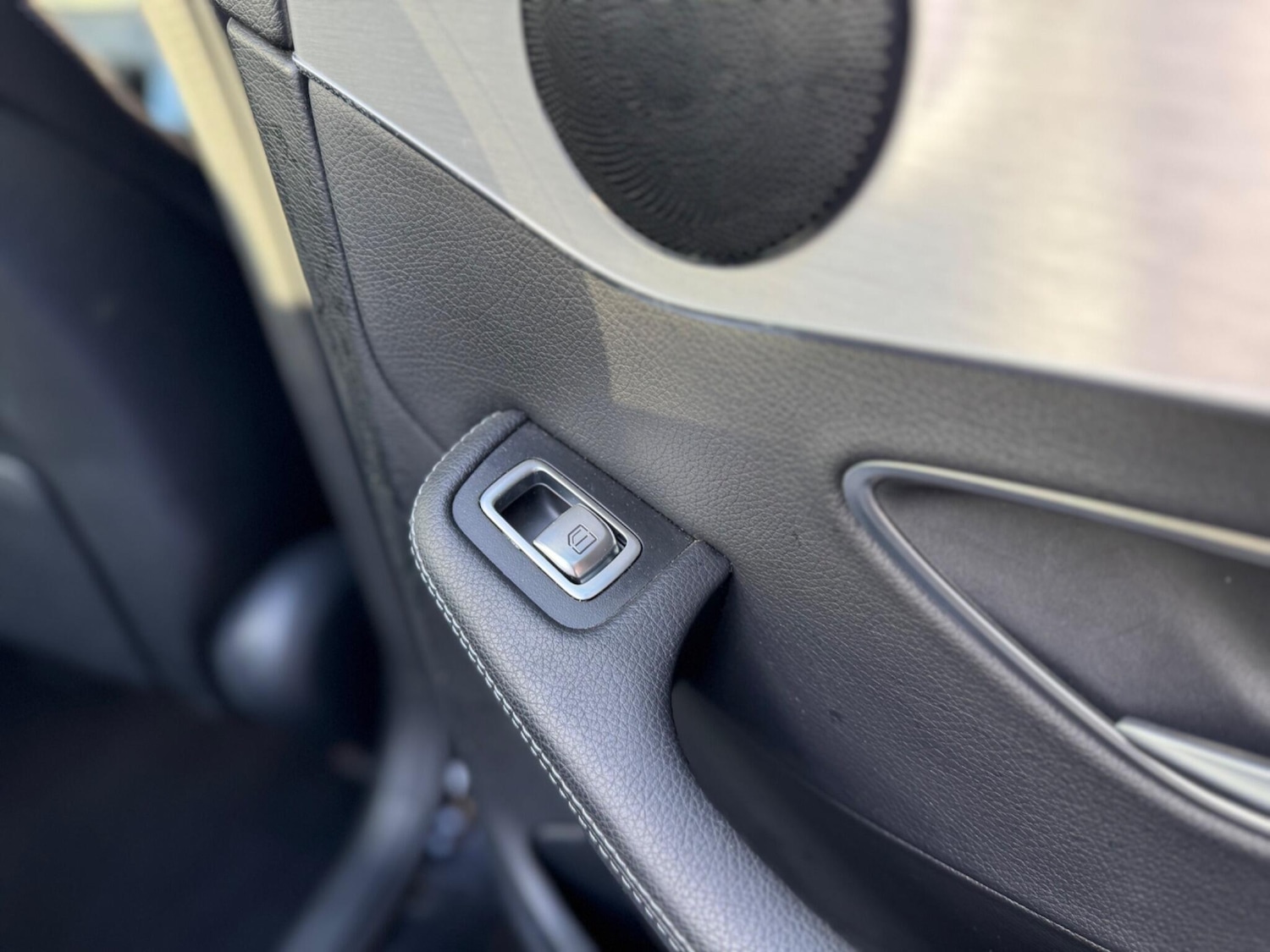 Used Mercedes-Benz C Class 2019 for sale - 77049978: Photo 32