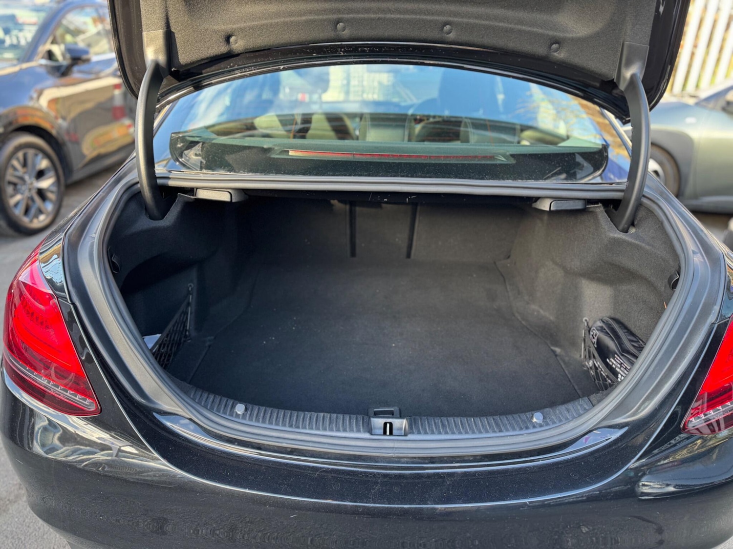 Used Mercedes-Benz C Class 2019 for sale - 77049978: Photo 36