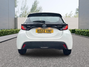 Used Toyota Yaris 2022 for sale - 75916286: Photo
