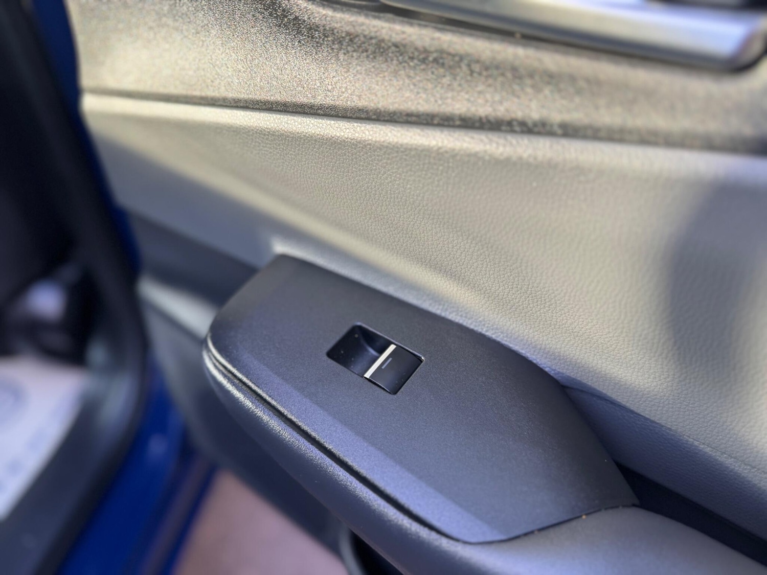 Used Toyota Prius 2025 for sale - 77131901: Photo 32