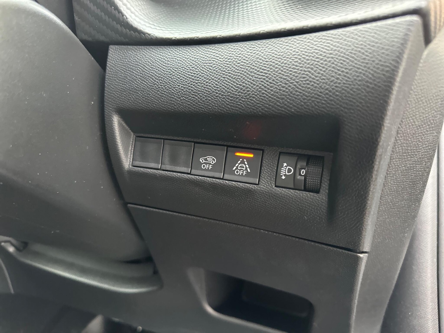 Used Peugeot 2008 2022 for sale - 76989405: Photo 27