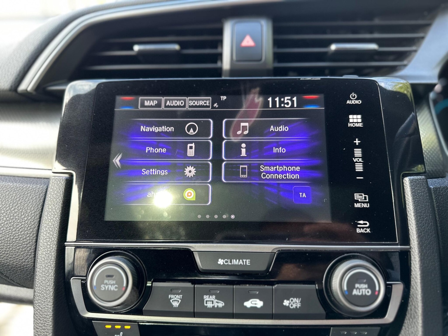 Used Honda Civic 2018 for sale - 76989043: Photo 20