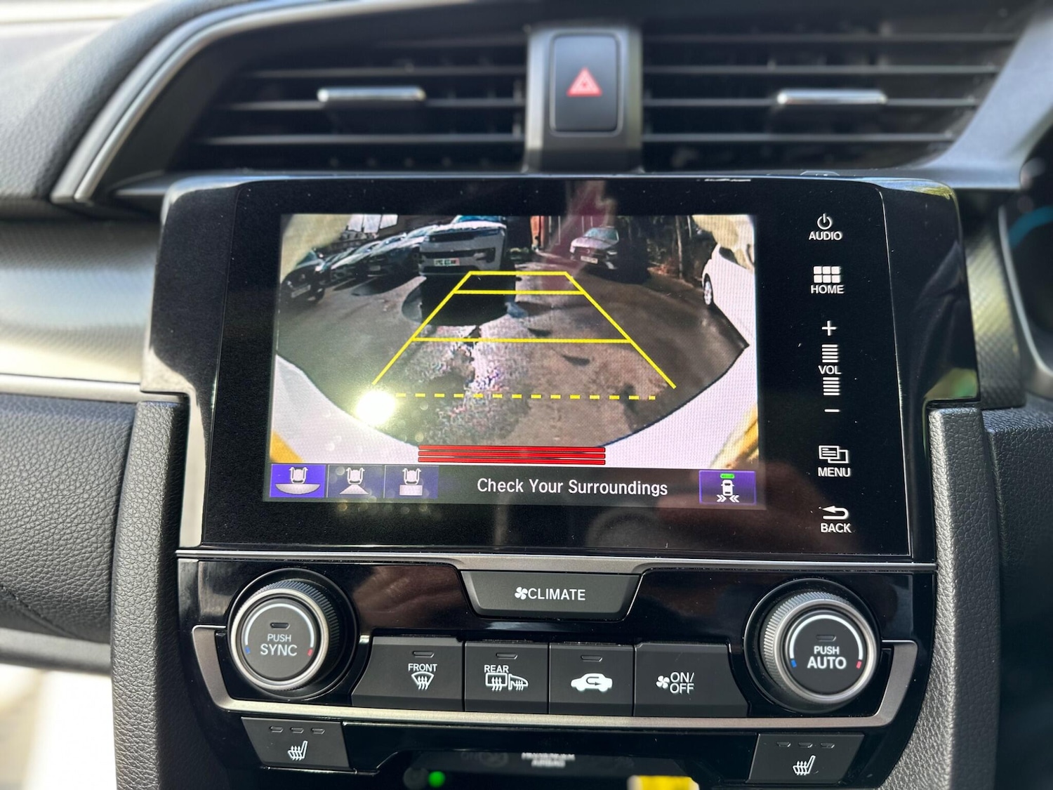 Used Honda Civic 2018 for sale - 76989043: Photo 25