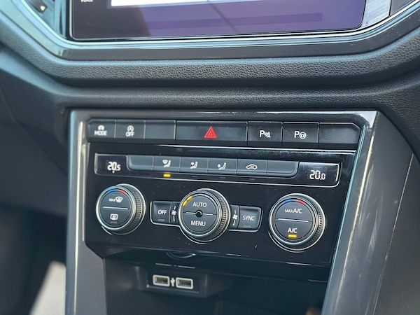 Used Volkswagen T-Roc 2019 for sale - 76109595: Photo 12