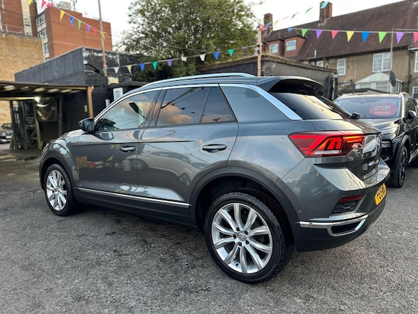 Used Volkswagen T-Roc 2019 for sale - 76109595: Photo 7