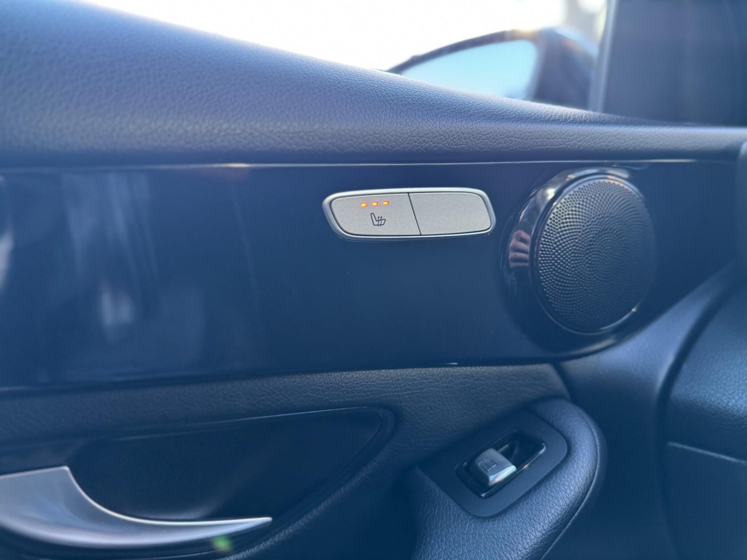 Used Mercedes-Benz GLC 2019 for sale - 77538595: Photo 20