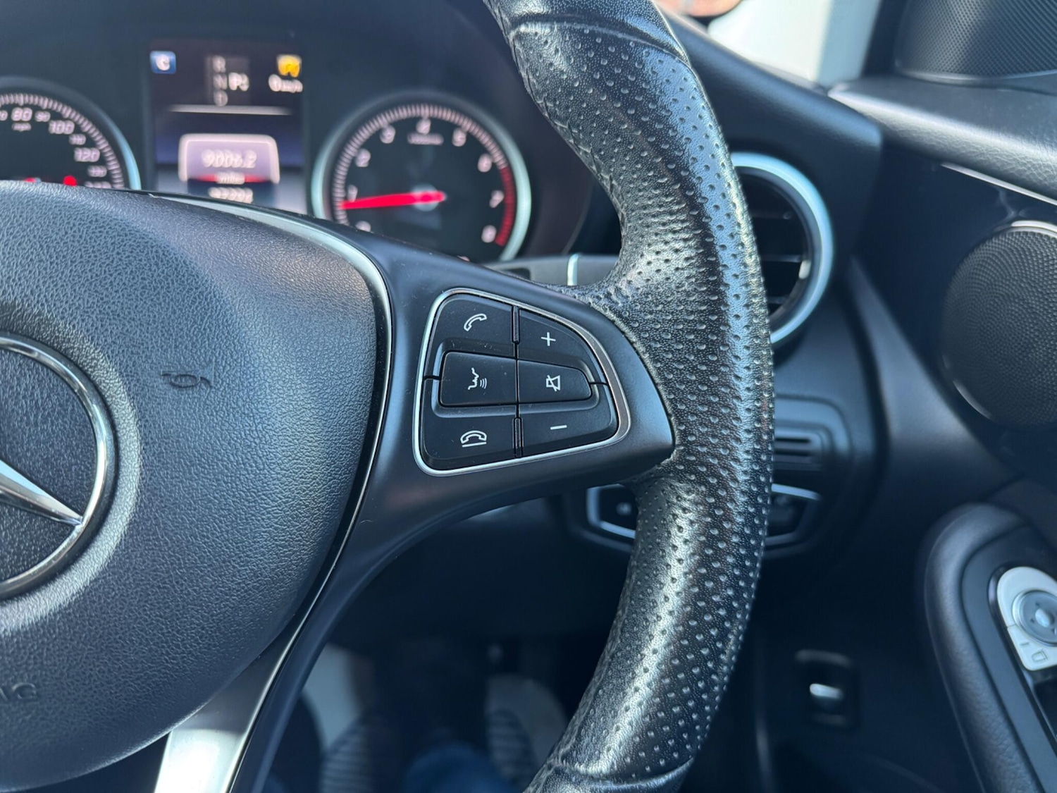 Used Mercedes-Benz GLC 2019 for sale - 77538595: Photo 23