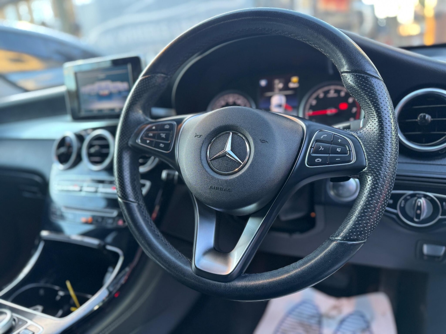 Used Mercedes-Benz GLC 2019 for sale - 77538595: Photo 32