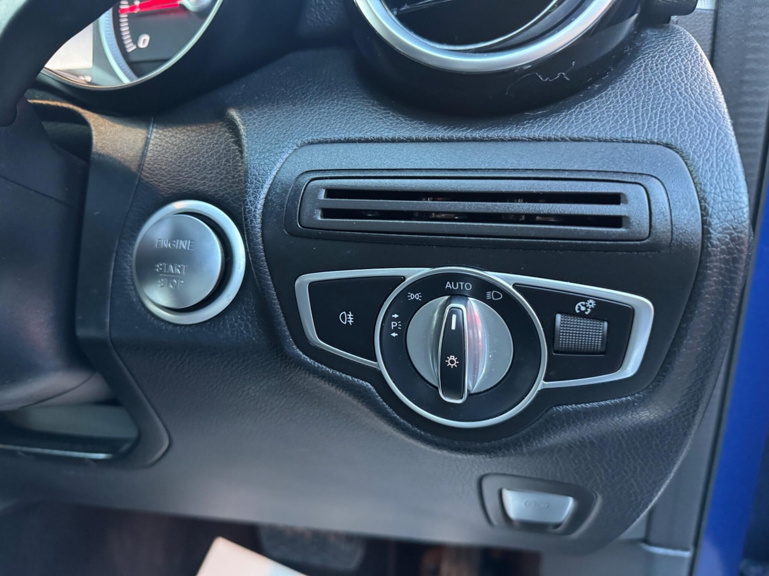 Used Mercedes-Benz GLC 2019 for sale - 77538595: Photo 33