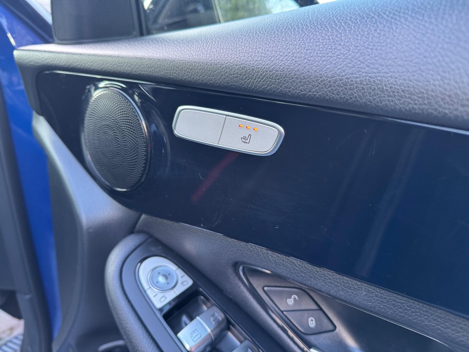 Used Mercedes-Benz GLC 2019 for sale - 77538595: Photo 34