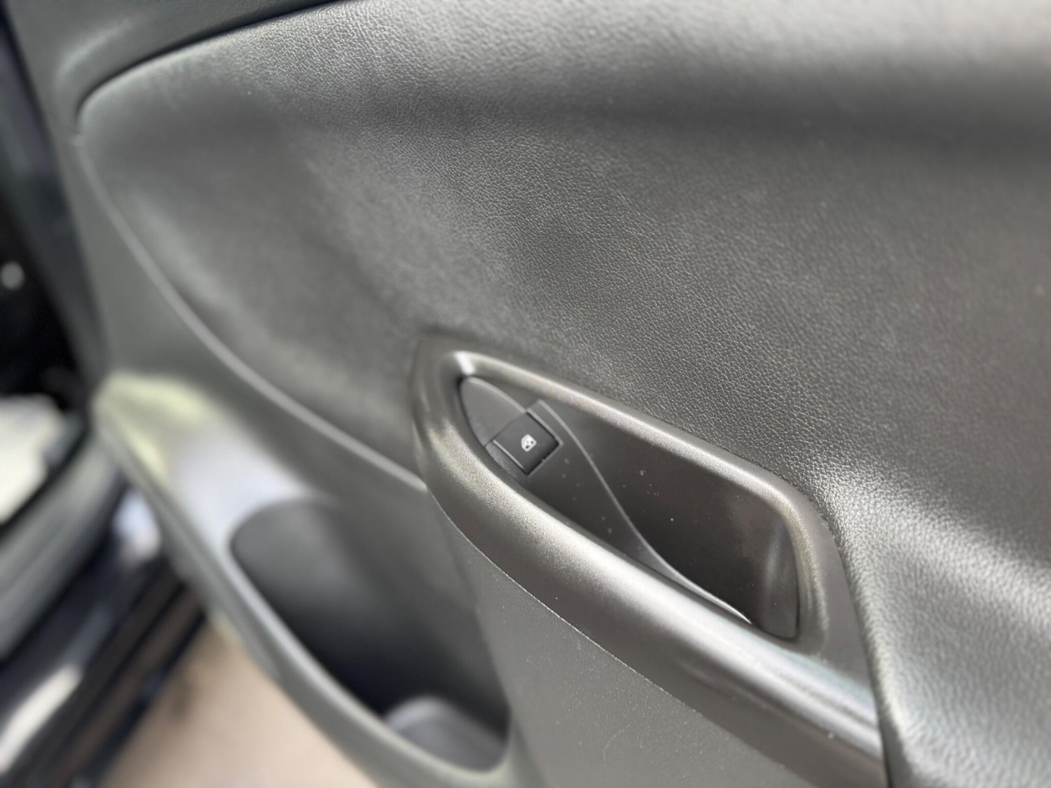 Used Vauxhall Astra 2020 for sale - 76326907: Photo 26