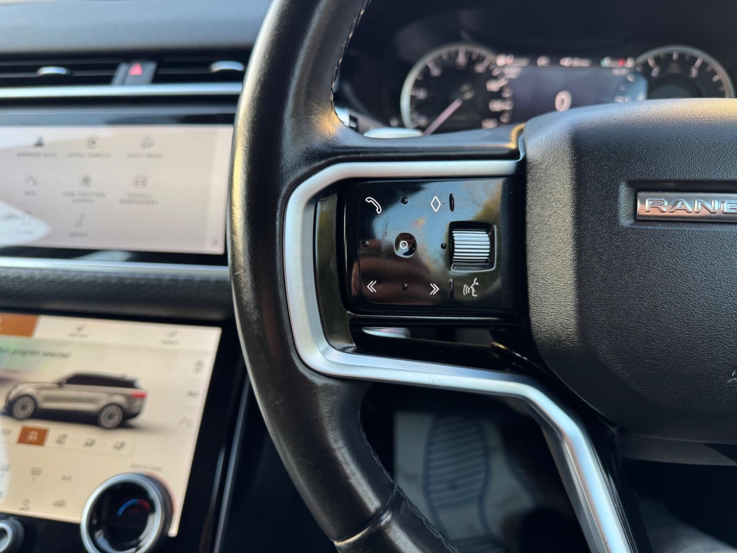 Used Land Rover Range Rover Velar for sale - 76728061: Photo 16