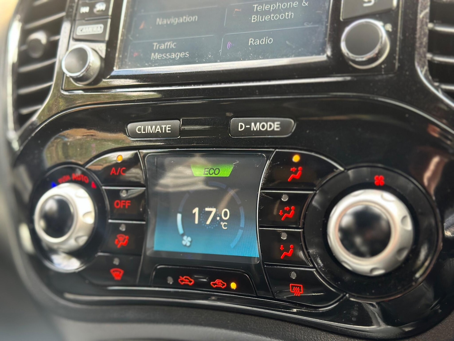 Used Nissan Juke 2017 for sale - 76458077: Photo 25