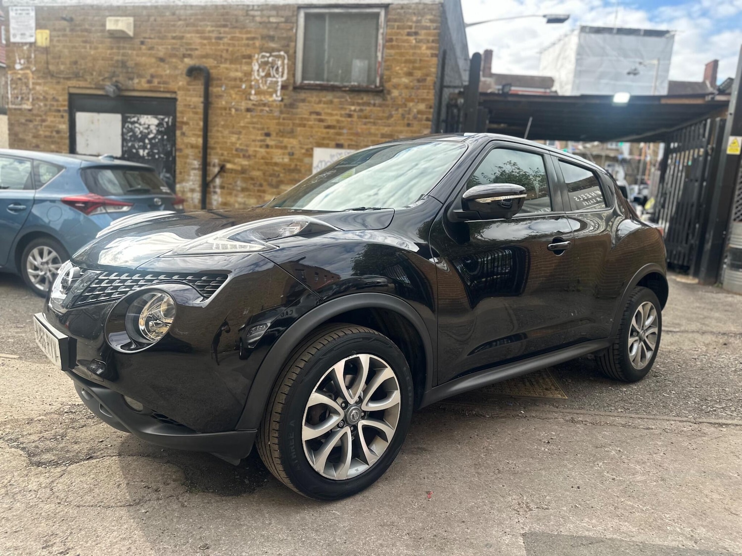 Used Nissan Juke 2017 for sale - 76458077: Photo 6
