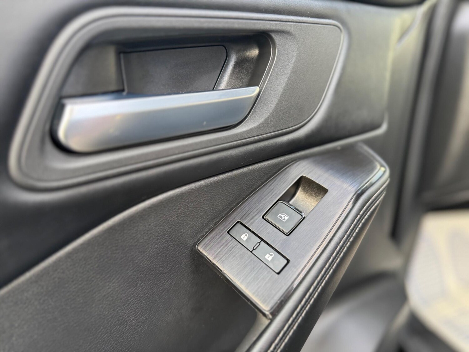 Used Nissan X-Trail for sale - 77238067: Photo 40