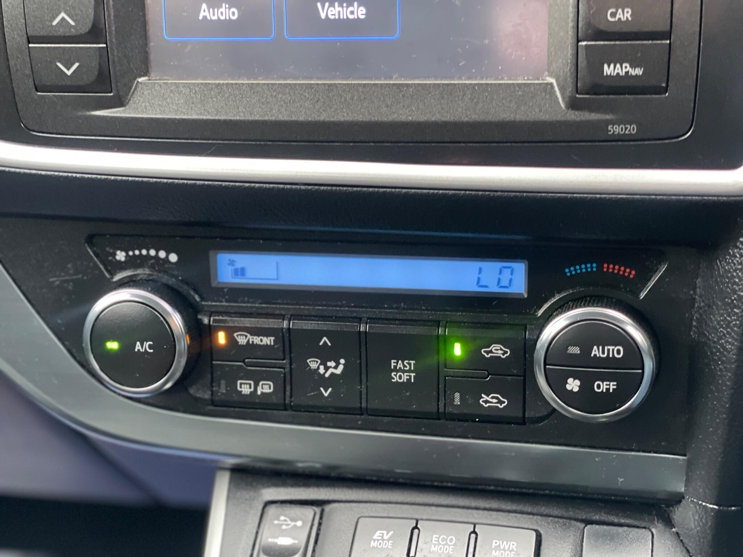 Used Toyota Auris 2013 for sale - 76992589: Photo 27