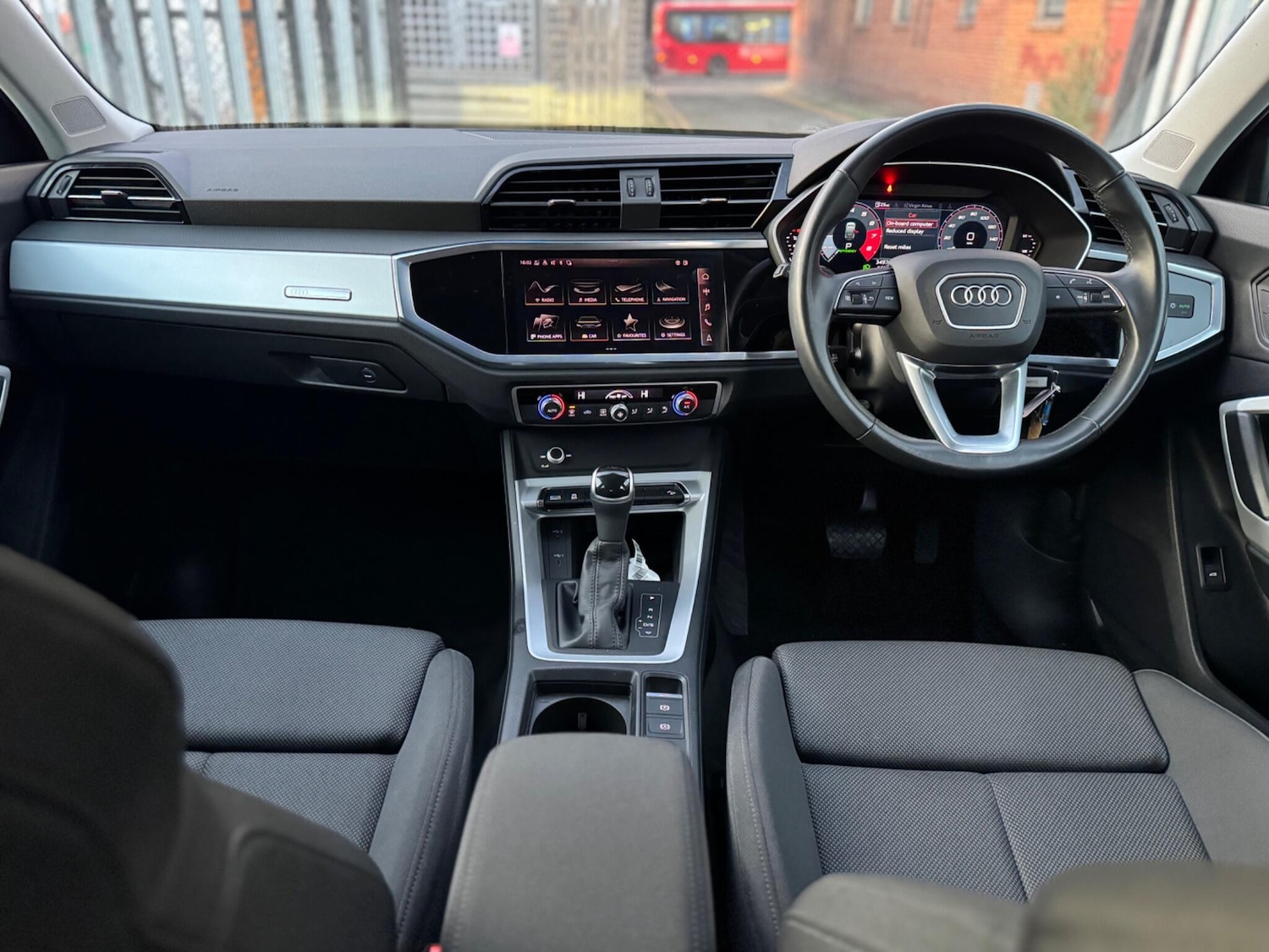 Used Audi Q3 2021 for sale - 76645750: Photo 14