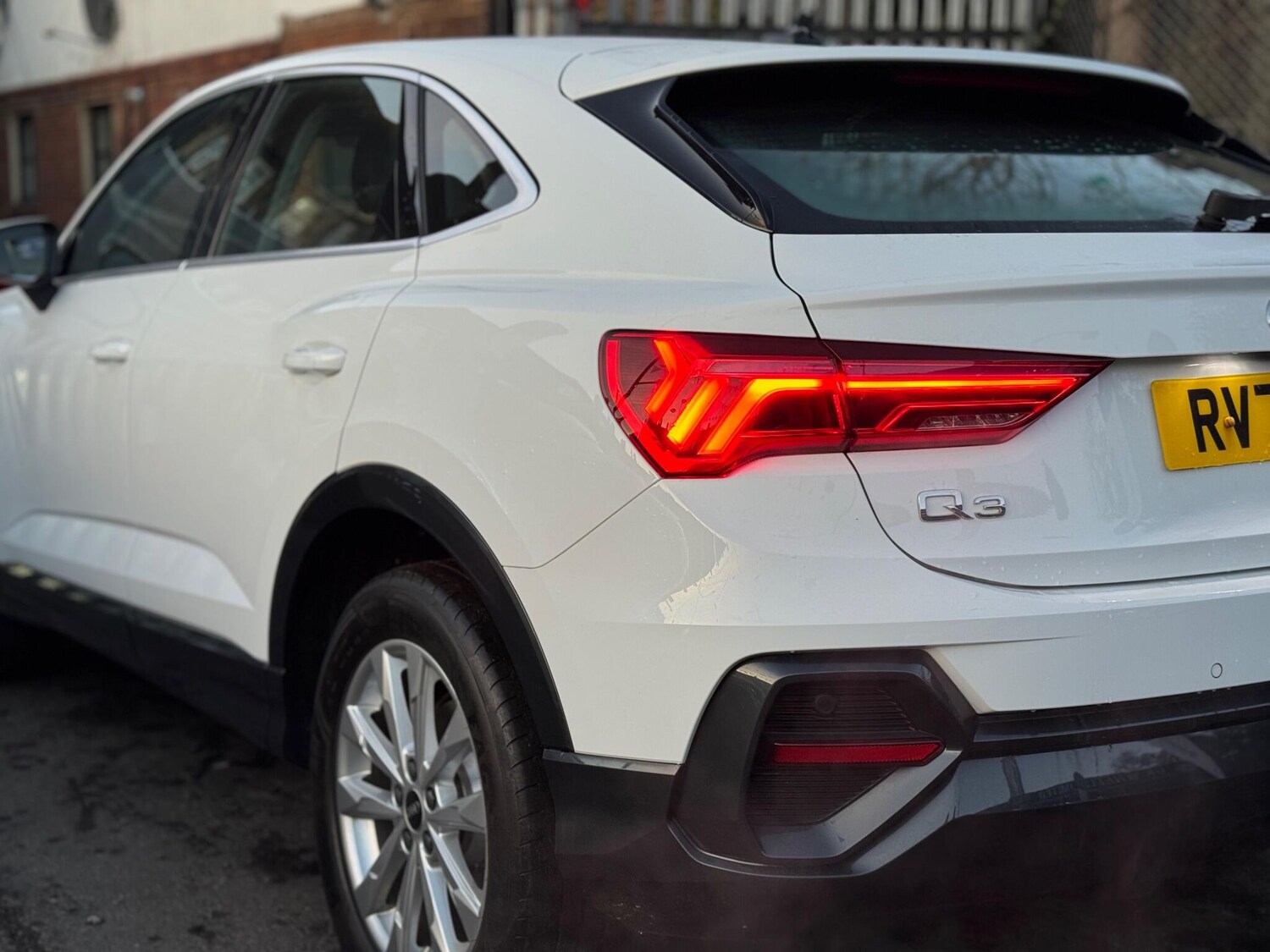 Used Audi Q3 2021 for sale - 76645750: Photo 17