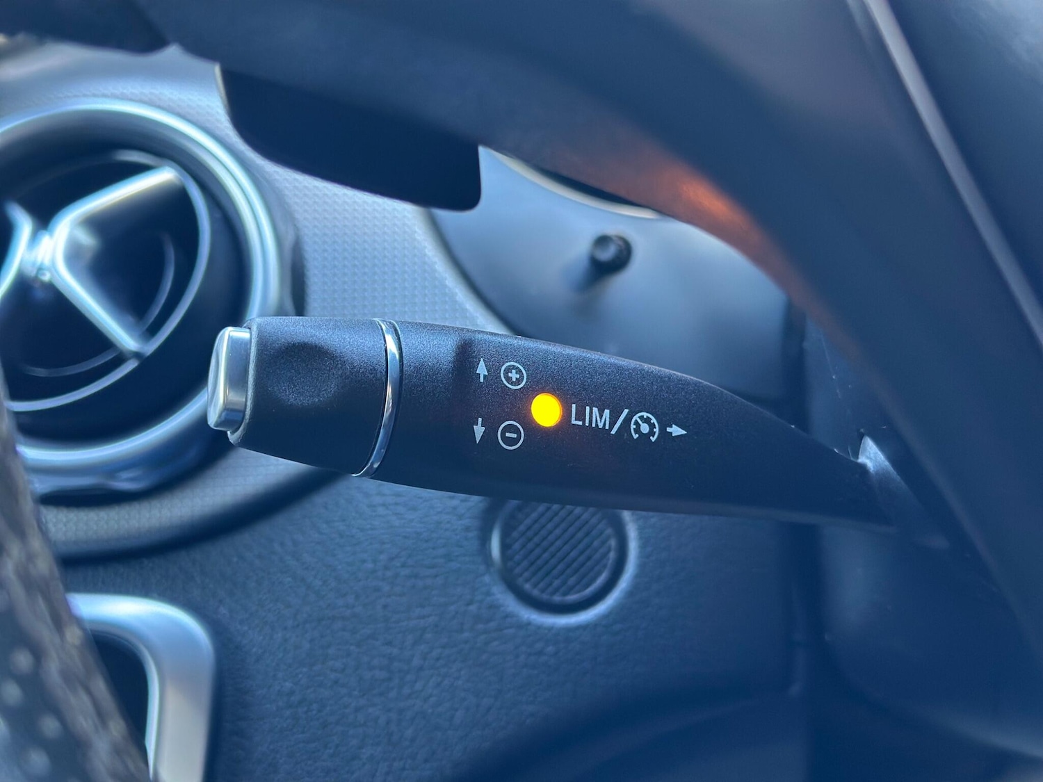 Used Mercedes-Benz GLA 2020 for sale - 77108861: Photo 29