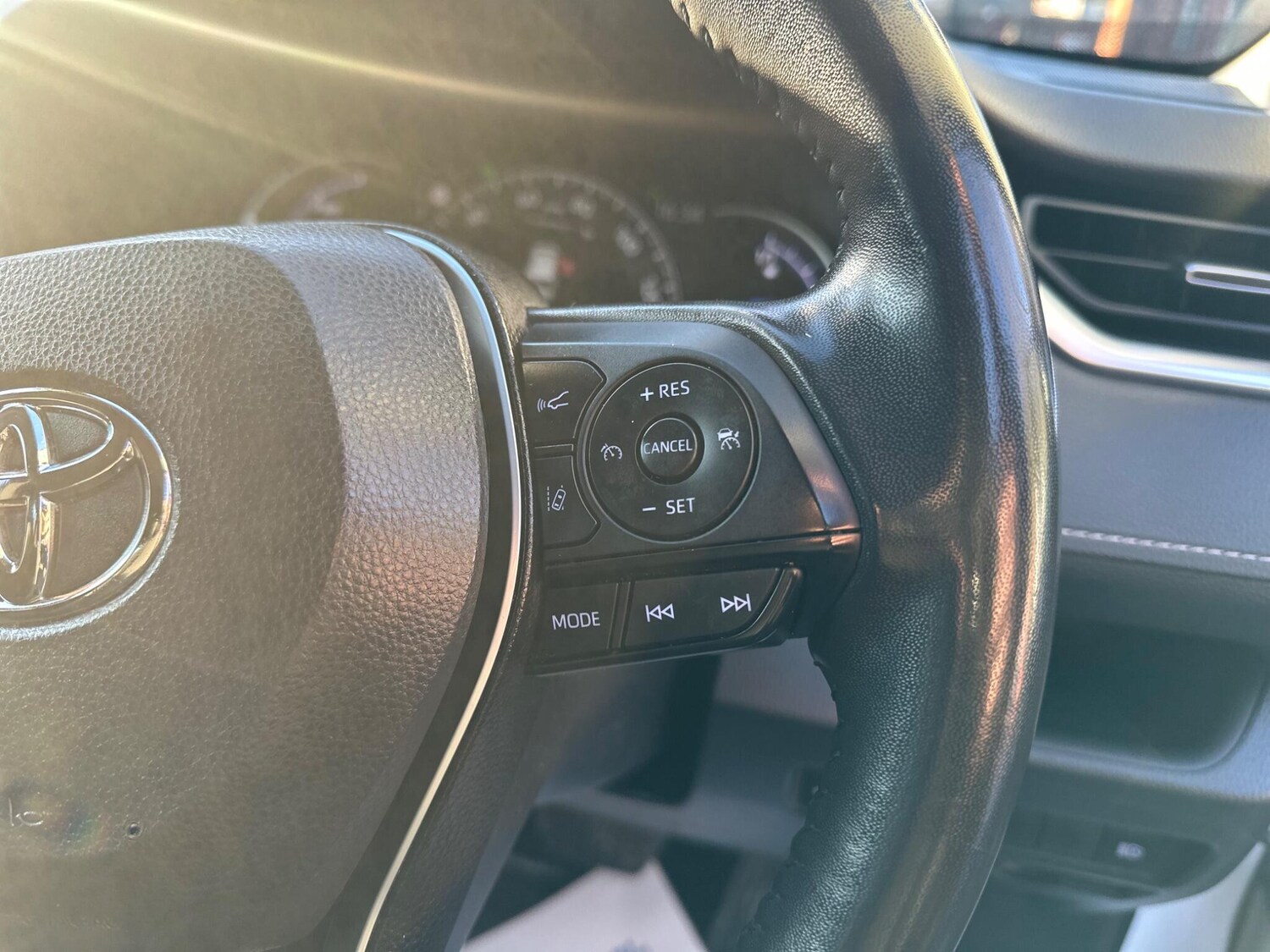 Used Toyota RAV4 2022 for sale - 77646893: Photo 25