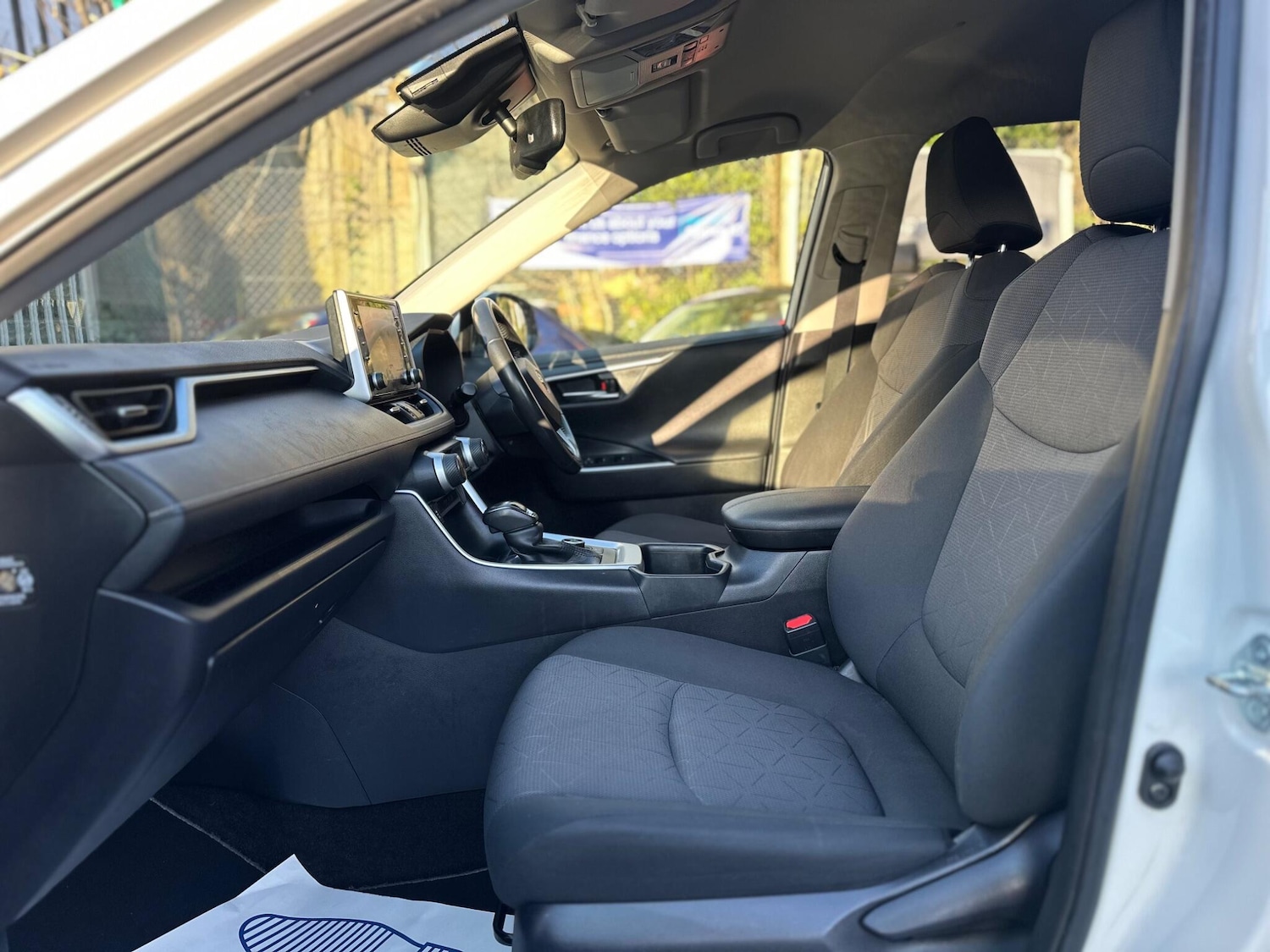 Used Toyota RAV4 2022 for sale - 77646893: Photo 37