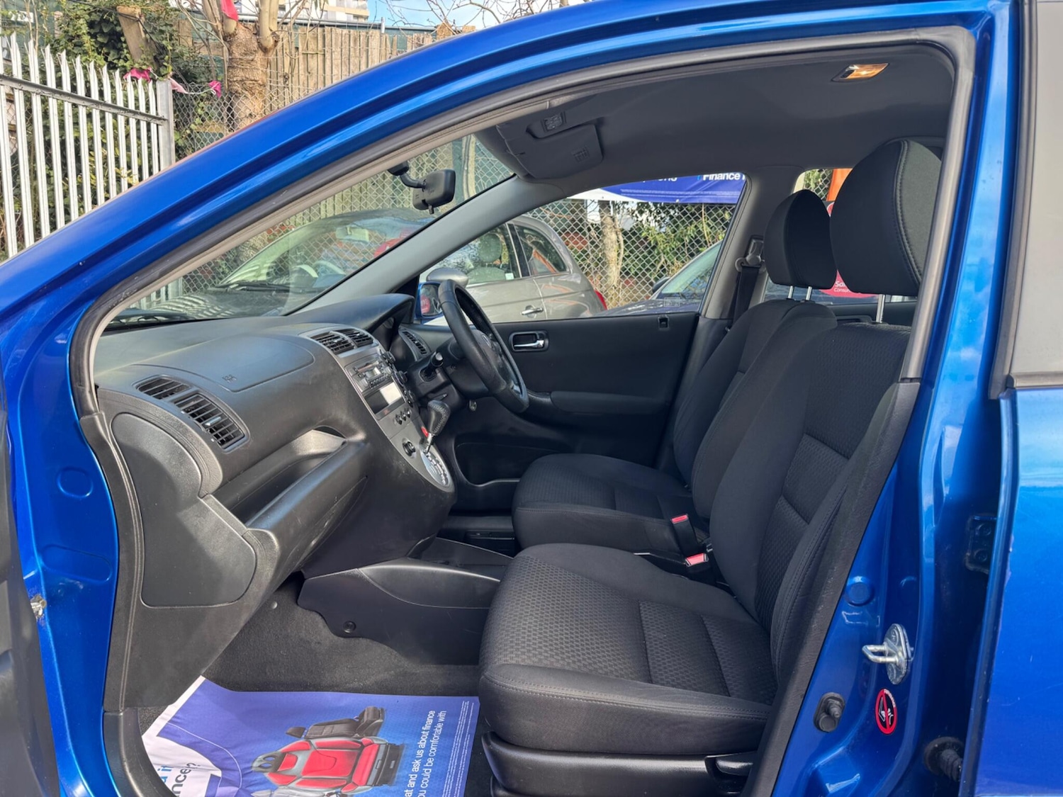 Used Honda Civic 2005 for sale - 76689172: Photo 11