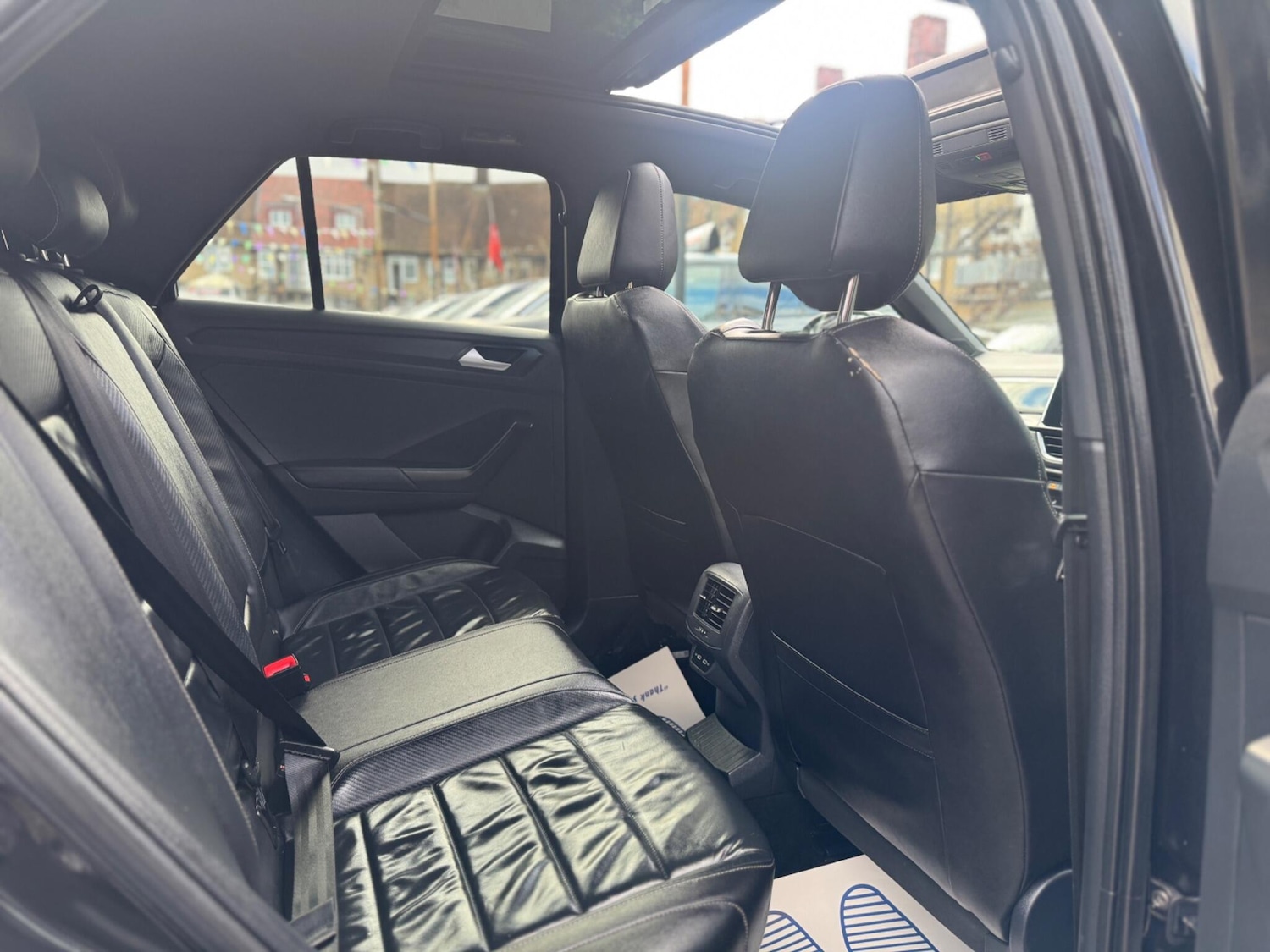 Used Volkswagen T-Roc for sale - 77704814: Photo 22