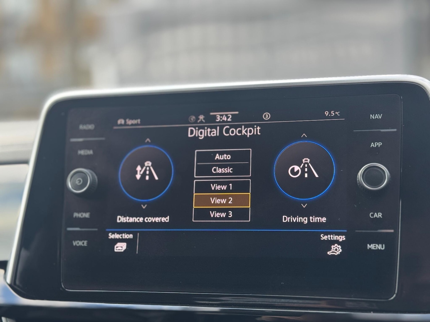 Used Volkswagen T-Roc for sale - 77704814: Photo 42