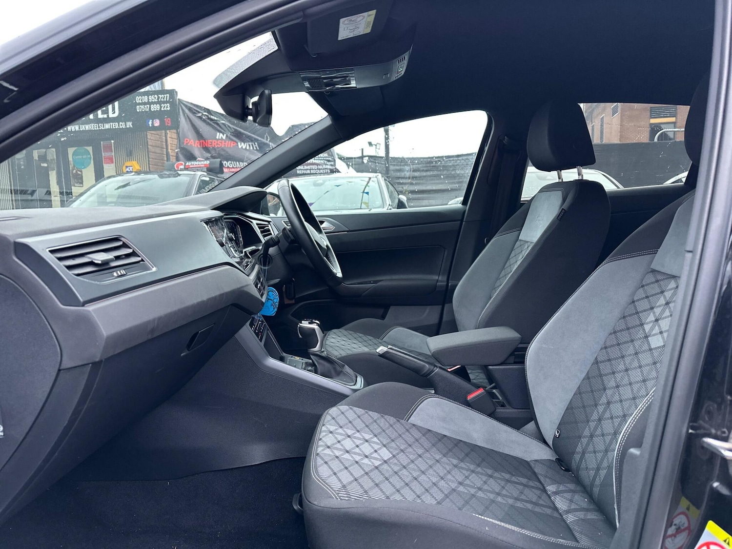 Used Volkswagen Polo 2022 for sale - 77646624: Photo 34