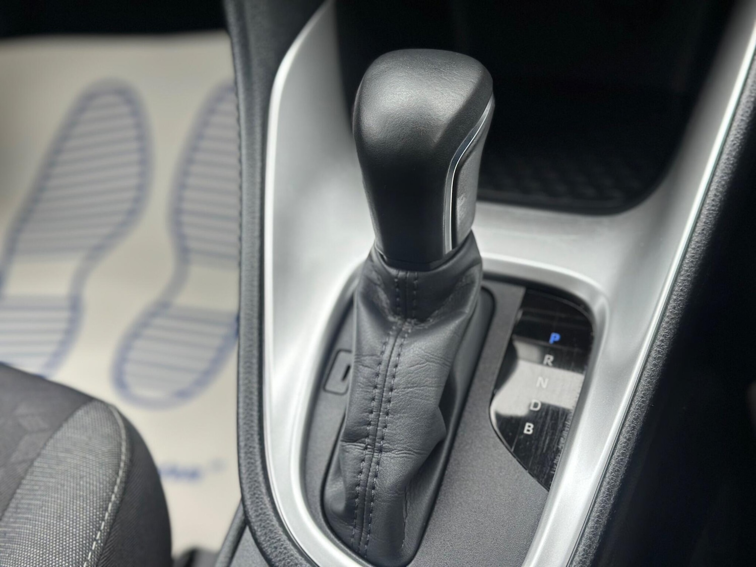 Used Toyota Yaris 2022 for sale - 77645938: Photo 11