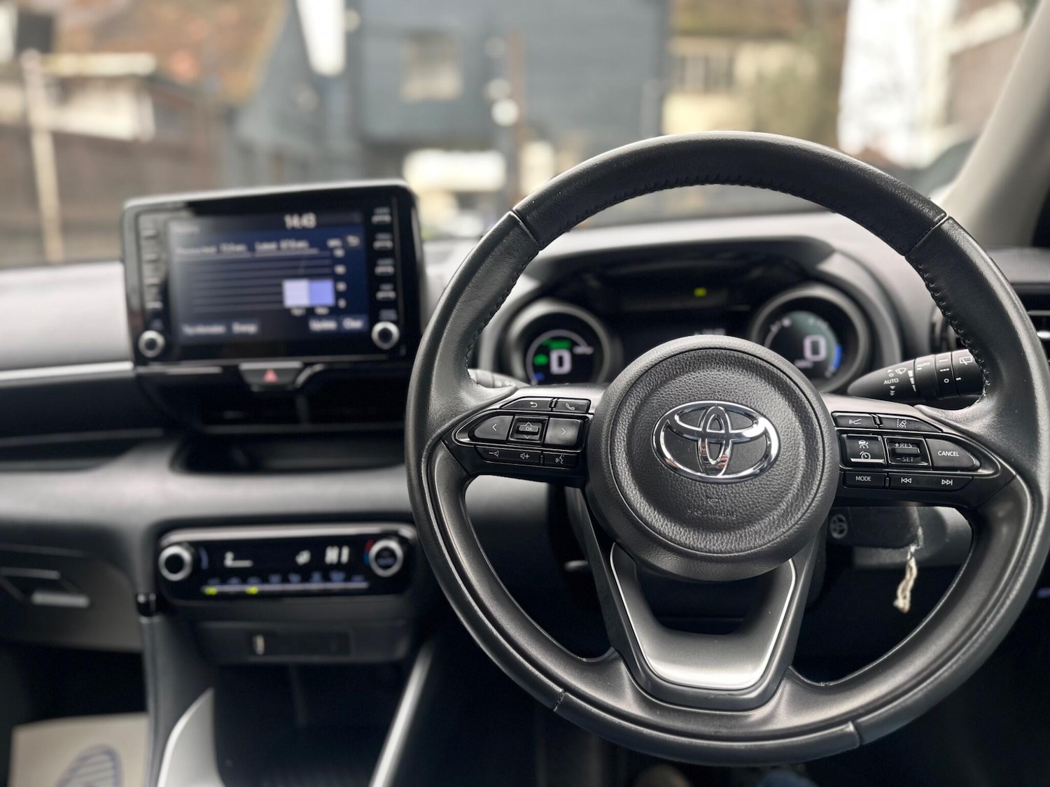 Used Toyota Yaris 2022 for sale - 77645938: Photo 8