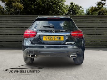 Used Mercedes-Benz GLA 2019 for sale - 79680805: Photo
