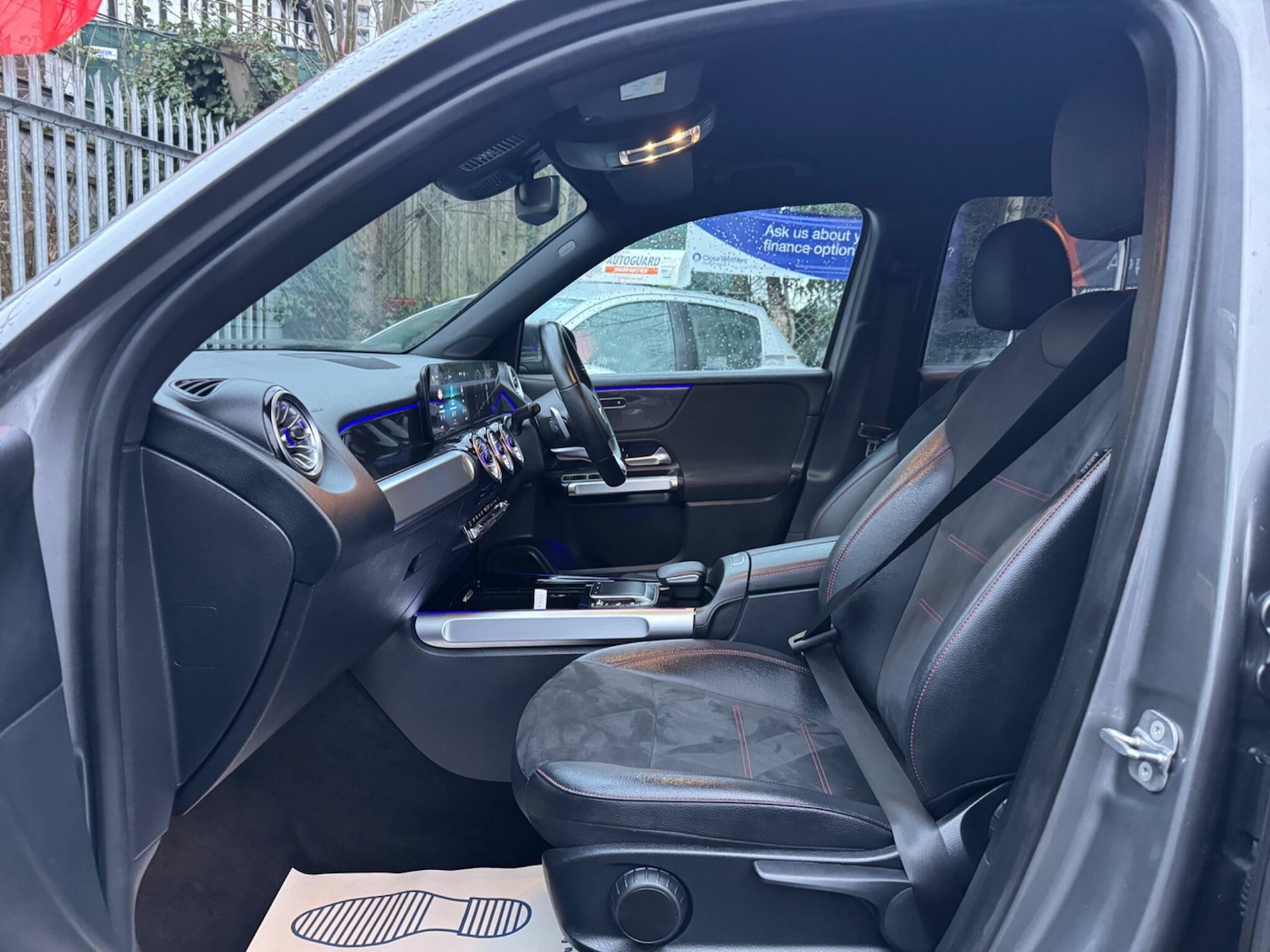 Used Mercedes-Benz GLB 2023 for sale - 76964735: Photo 11