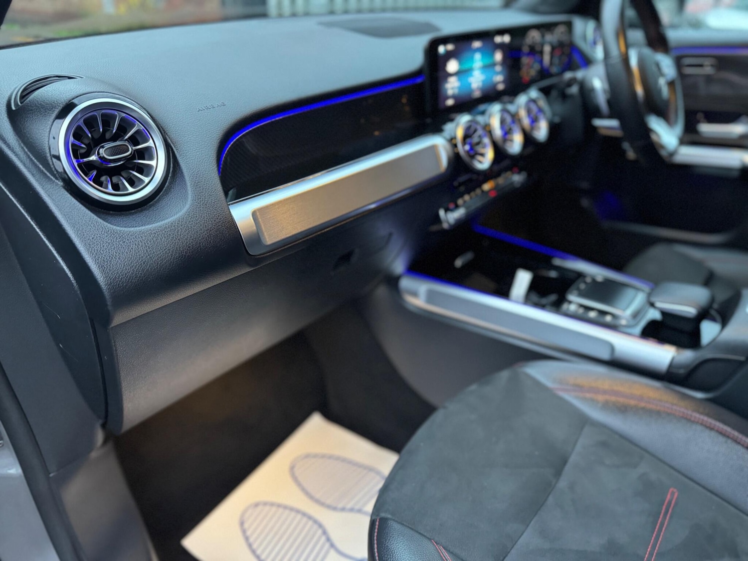 Used Mercedes-Benz GLB 2023 for sale - 76964735: Photo 17