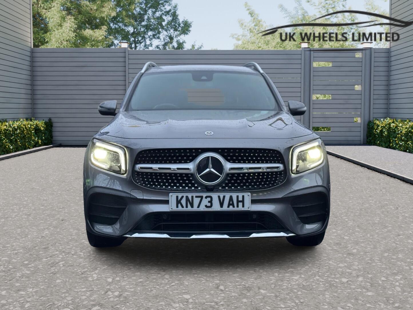Used Mercedes-Benz GLB 2023 for sale - 76964735: Photo 3