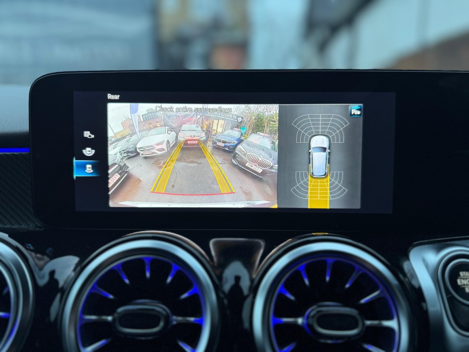 Used Mercedes-Benz GLB 2023 for sale - 76964735: Photo 32