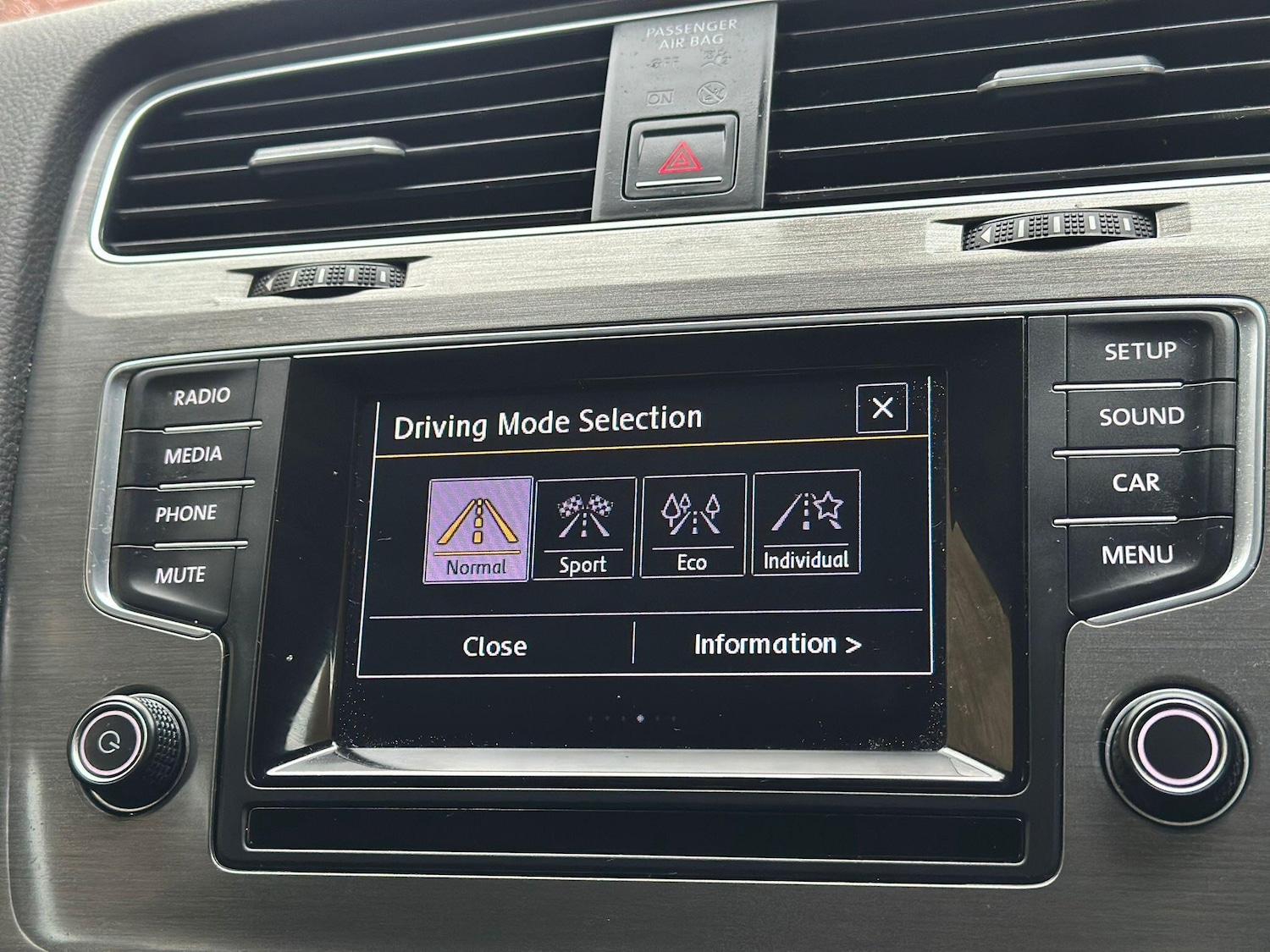 Used Volkswagen Golf 2013 for sale - 76094380: Photo 12