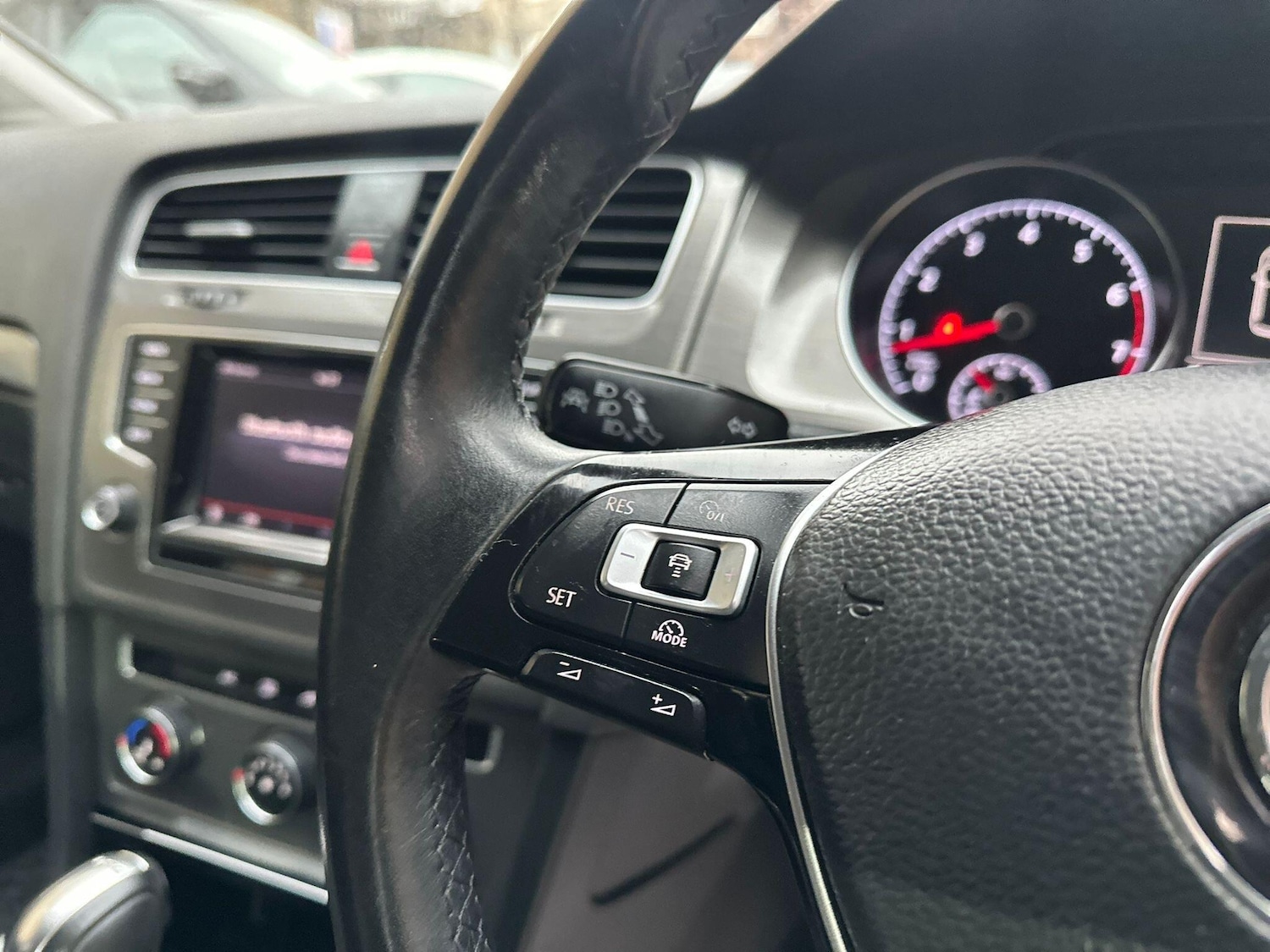 Used Volkswagen Golf 2013 for sale - 76094380: Photo 20