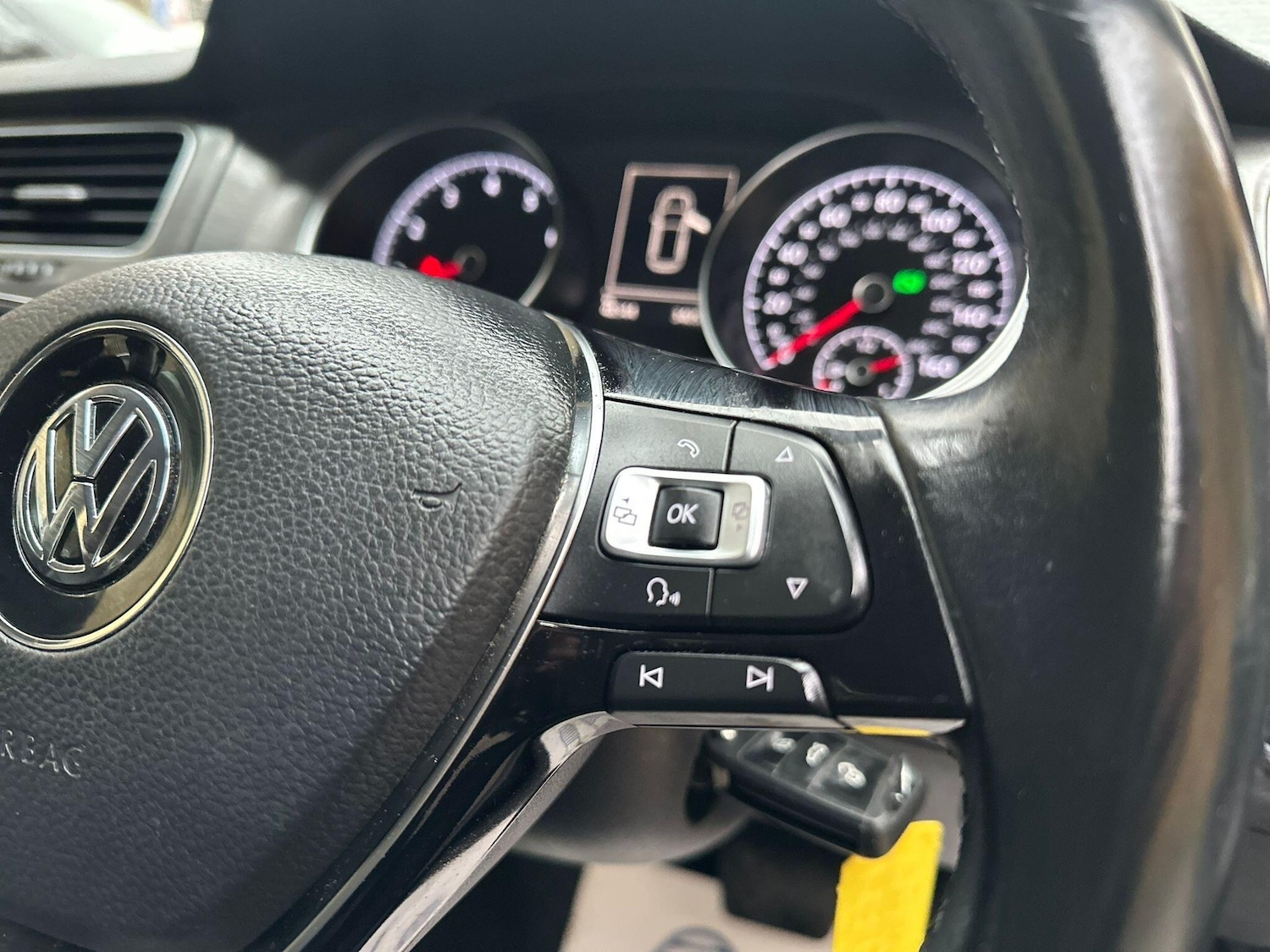 Used Volkswagen Golf 2013 for sale - 76094380: Photo 21