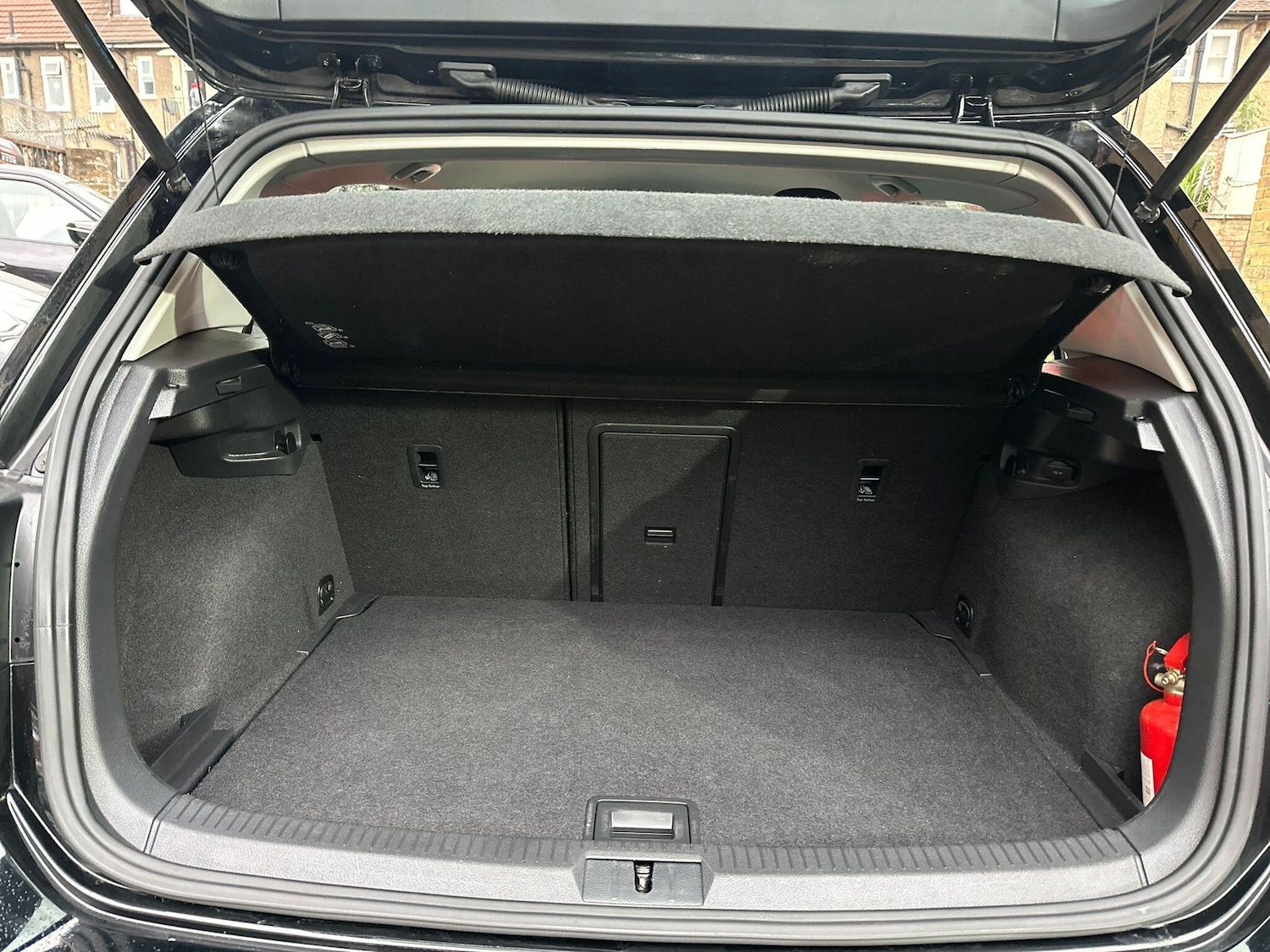 Used Volkswagen Golf 2013 for sale - 76094380: Photo 28