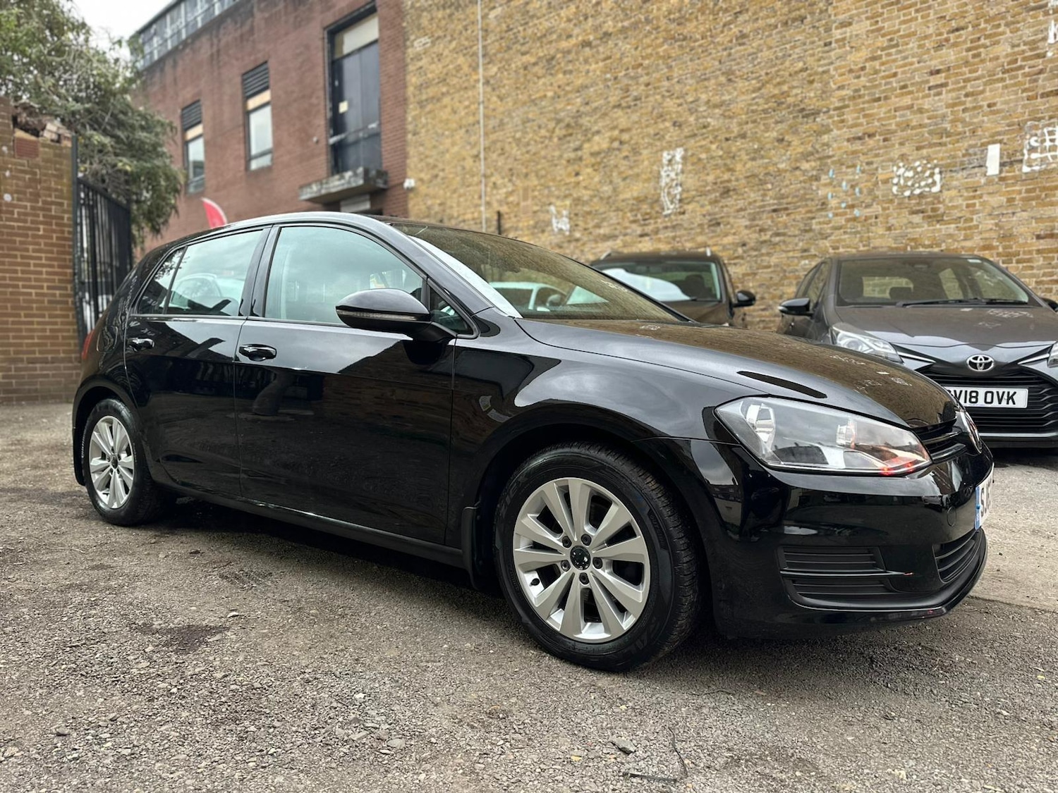 Used Volkswagen Golf 2013 for sale - 76094380: Photo 6