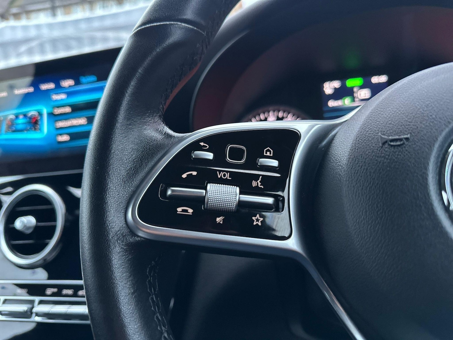 Used Mercedes-Benz GLC for sale - 77016840: Photo 18