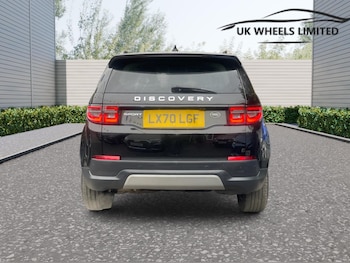 Used Land Rover Discovery Sport 2020 for sale - 76282595: Photo