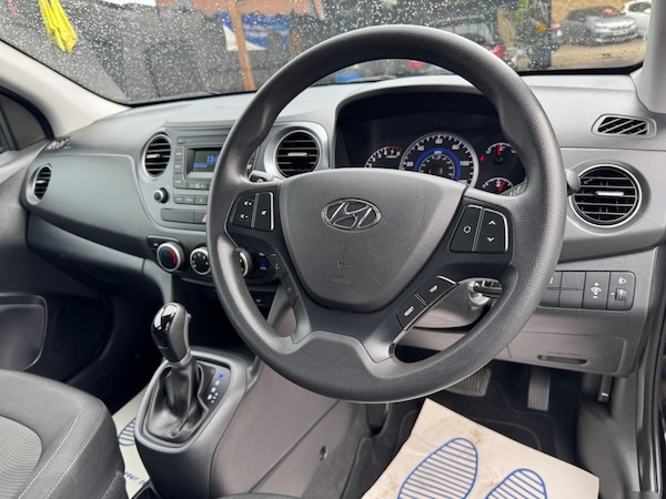 Used Hyundai i10 2017 for sale - 76020686: Photo 14