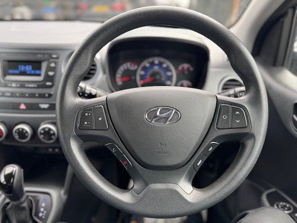 Used Hyundai i10 2017 for sale - 76020686: Photo 16