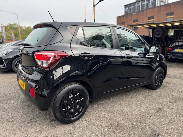 Used Hyundai i10 2017 for sale - 76020686: Photo 6