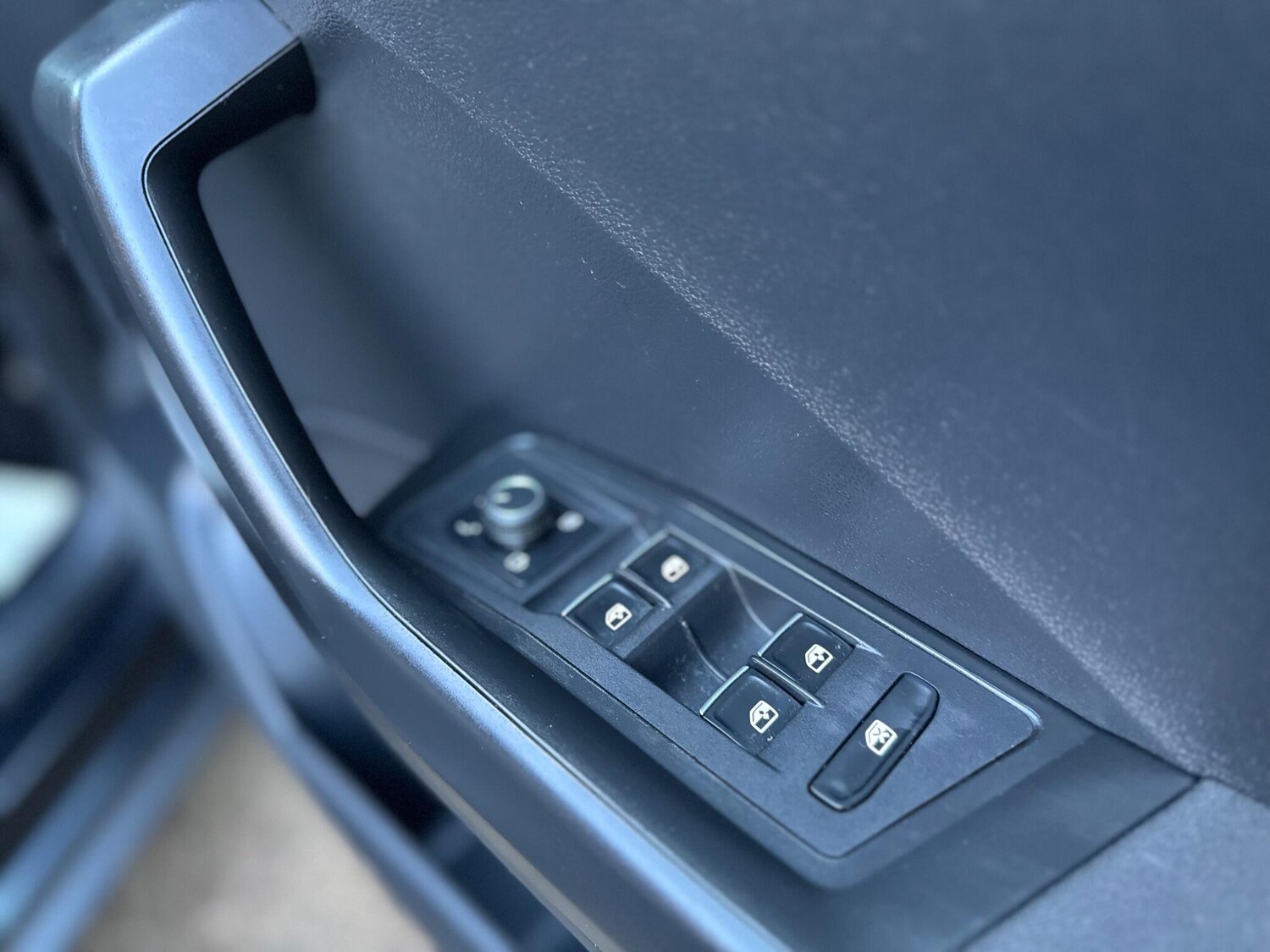 Used Volkswagen T-Roc 2020 for sale - 77574698: Photo 19