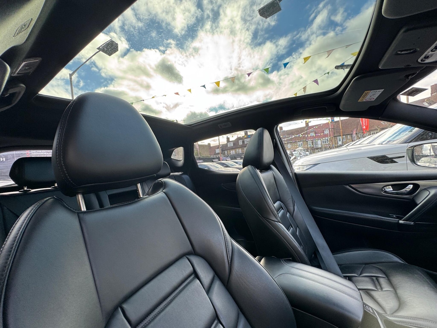 Used Nissan Qashqai 2018 for sale - 76337436: Photo 11