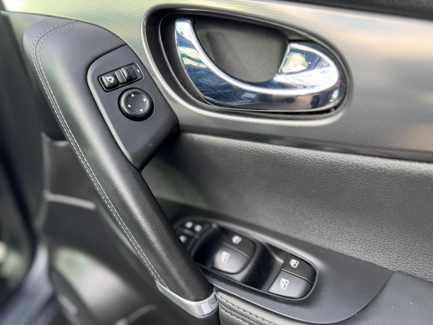 Used Nissan Qashqai 2018 for sale - 76337436: Photo 28