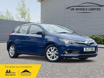 2017 (17) - 1.2 VVT-i Icon CVT Euro 6 (s/s) 5dr (Safety Sense)